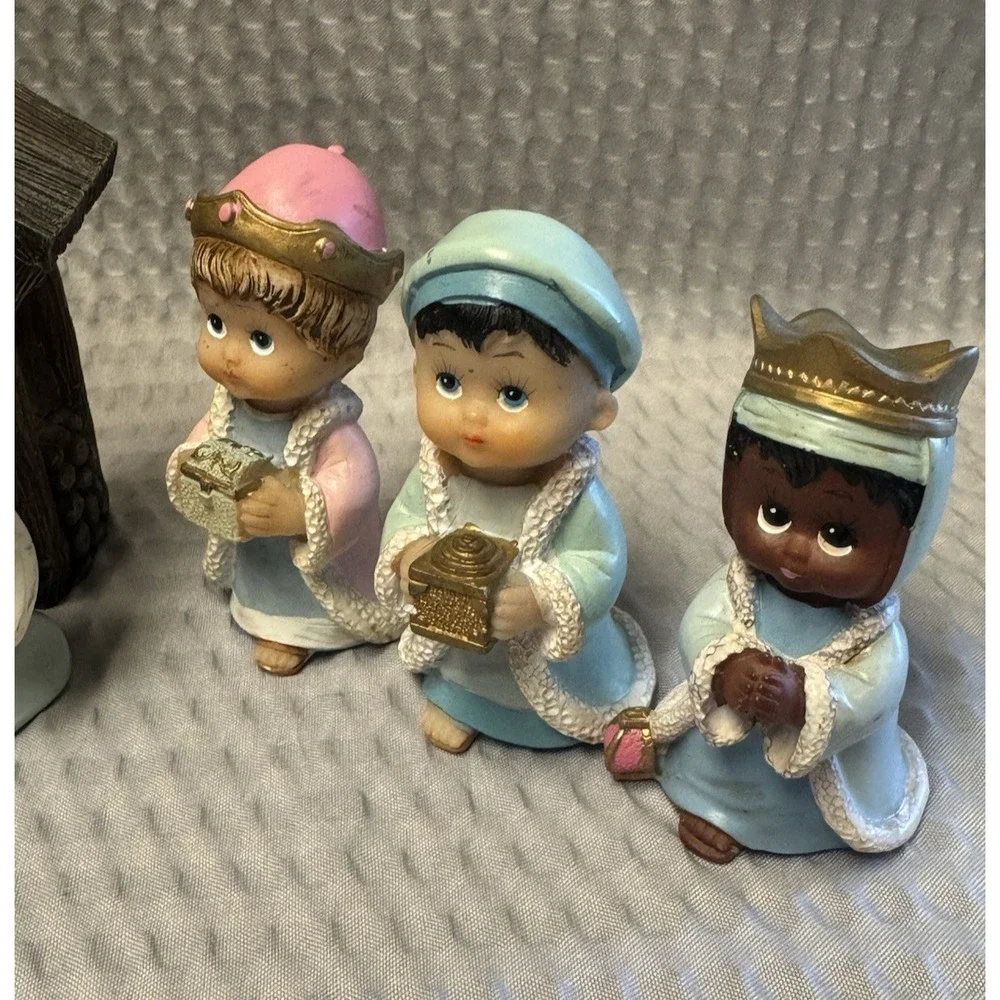 Morehead 2008 Mini Nativity Set Jesus Christmas Holiday 9 piece Christ Child EUC